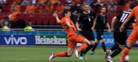 欧洲杯荷兰2：0战胜奥地利，德佩主罚点球破门提前一轮晋级淘汰赛-第4张图片-世俱杯
