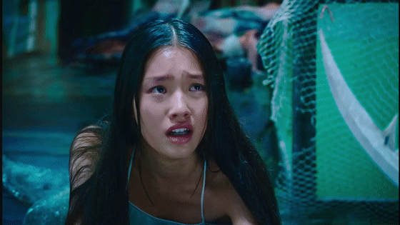 被周星驰选中;在14年《美人鱼》进行海选的时候;她是周星驰退居幕后