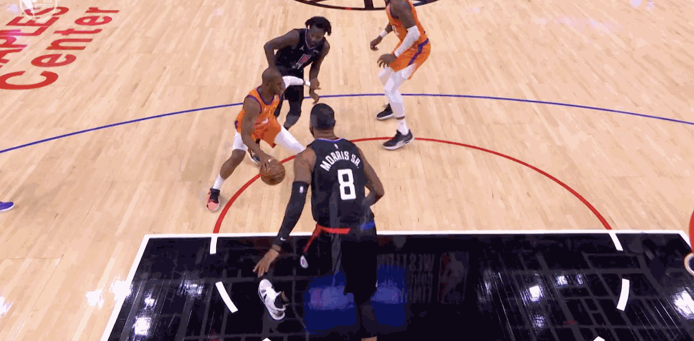 黑贝 NBA热搜第一！贝弗利大帽＋单挑戏耍保罗，一对一得手扭头喷垃圾话挑衅