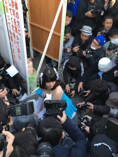 coser不穿内裤任人拍 日本漫展再刷下限