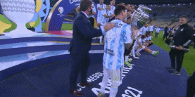 美洲杯决赛巴西01阿根廷gif汇总天使降临送梅西成年国家队首冠