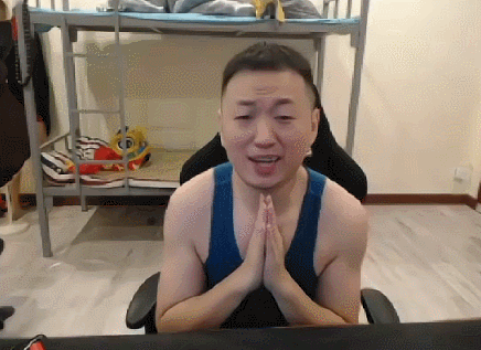 在与纠纠连麦期间,药水哥还发了大招,现场唱了一首自己的经典歌曲