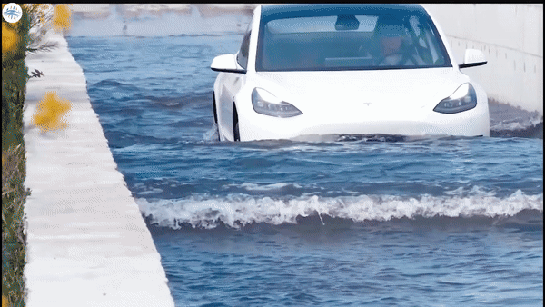 洪水之中，特斯拉的潜水艇模式或能救命