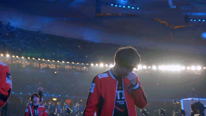 老选手们让观众珍惜faker的比赛