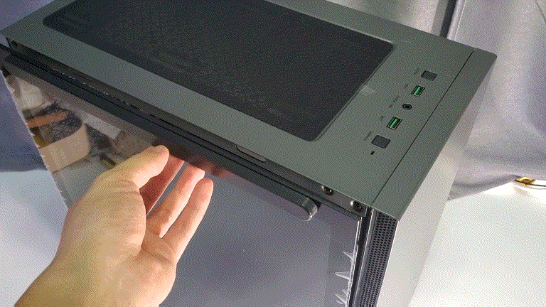 兴趣使然就该选侧透-九州风神魔方110机箱体验