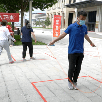 跳绳比赛乒乓球比赛个人项目快乐保龄球集体跳长绳抢种抢收托球大战
