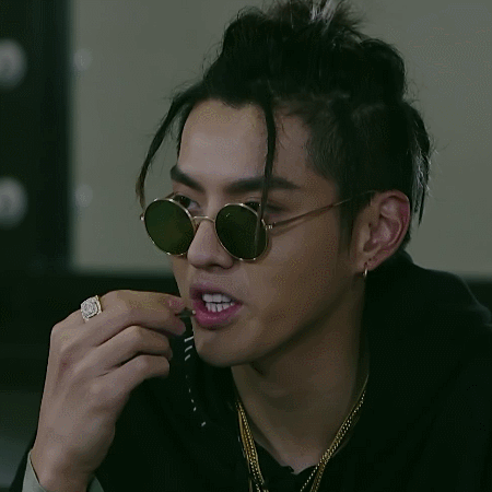 娱乐圈处于人人自危,国家开始大力整治"饭圈",赵丽颖受牵连!