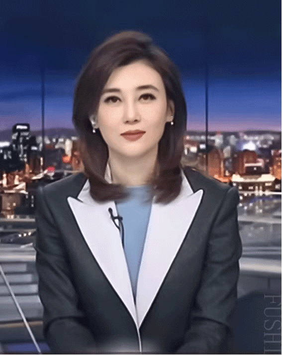 不像其他的流量明星,央视的美在于令人愉悦的颜值,更在于才华馥比仙的