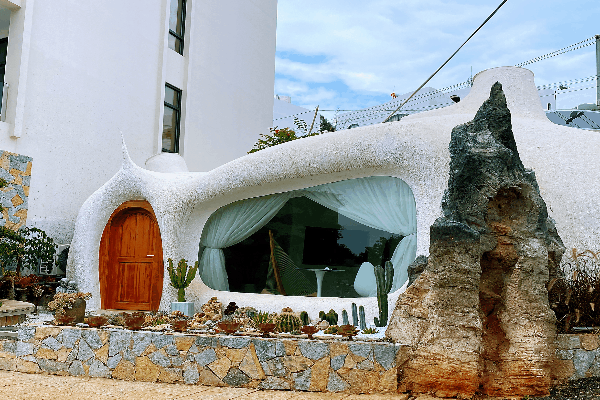 阳光 海岸 无边泳池……抚仙湖畔民宿村蓬勃发展离不开他们!