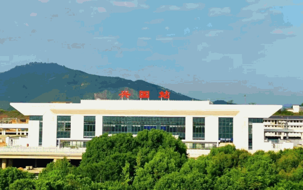 就此告别不通火车的历史 兴铁路 兴国--清流段 浦梅铁路 建宁--冠豸山