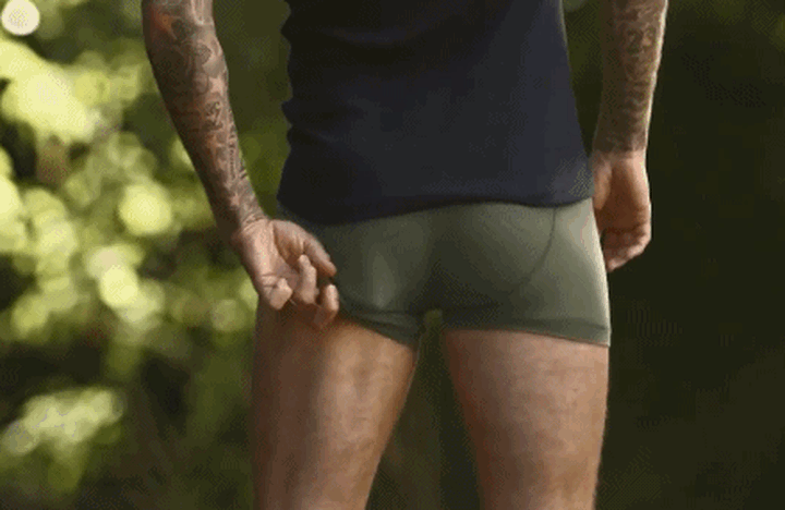 国外一家内衣制造商调查了1000人,发现一星期不换内裤的概率,男性是