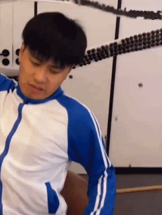 《万宁五子棋》虽然做得很粗糙,游戏机制较为简单,乍看之下仅仅是一个