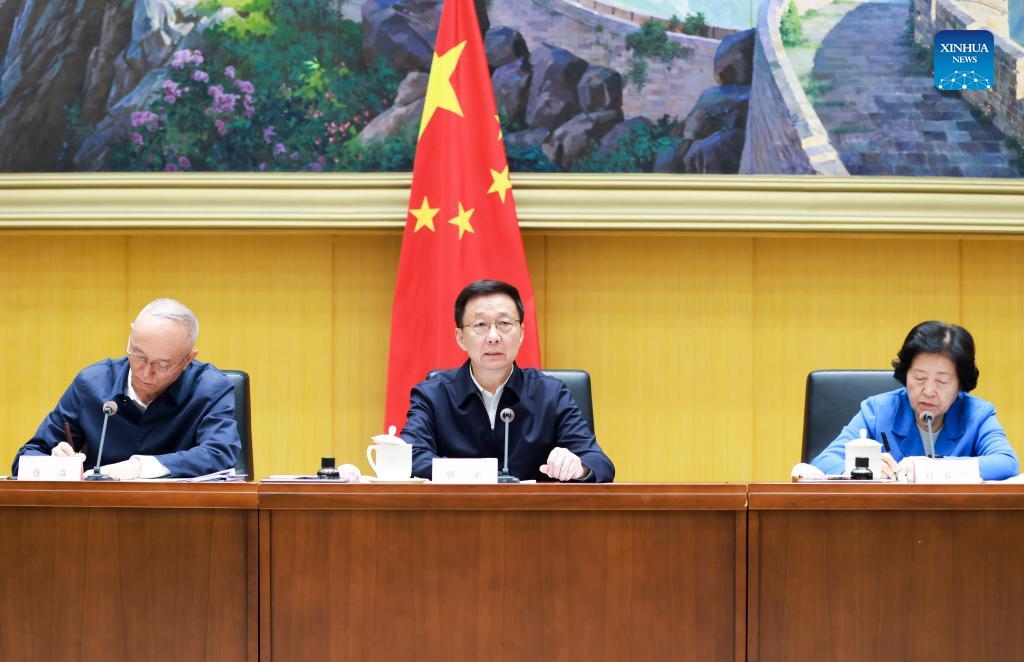 Chinese Vice Premier Han Zheng, also a member of the Standing Committee of the Political Bureau of the Communist Party of China Central Committee, presides over a meeting of the leading group which oversees the Beijing 2022 preparations in Beijing, capital of China, Nov. 4, 2021. (Xinhua/Ding Lin)