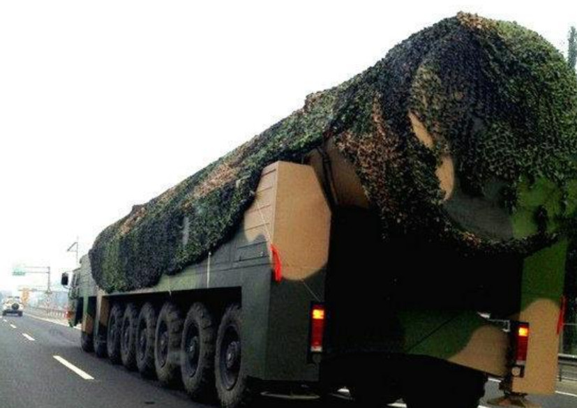 中国杀手锏武器大曝光,单单这几样就让周边瑟瑟发抖!