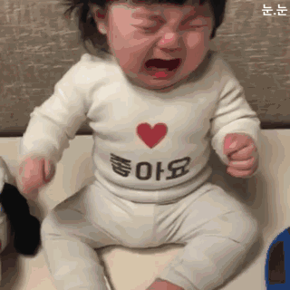 三,给早产宝宝一个舒适的环境1)粑粑麻麻先做好个人卫生工作家人们