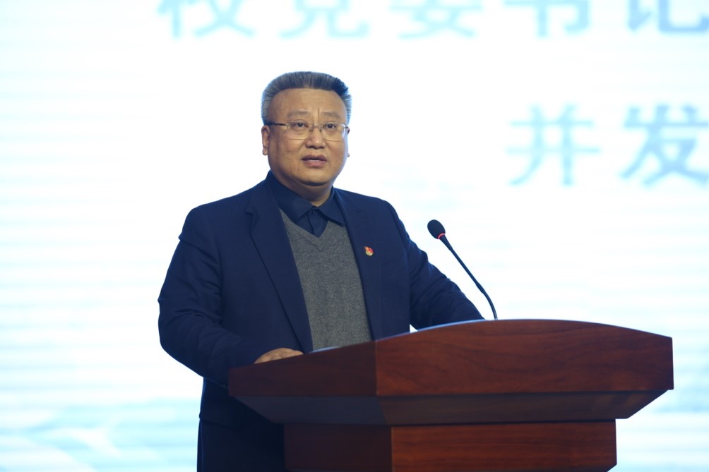 学校党委书记王传亮做临行嘱托并发布出征令