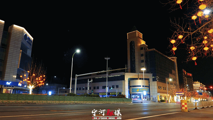 本来,宁河创文创卫,在全区干部群众和红马甲的志愿者们"弯腰行动"下