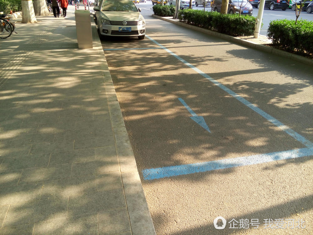 石家庄新增蓝色免费停车线,禁止长时间占用