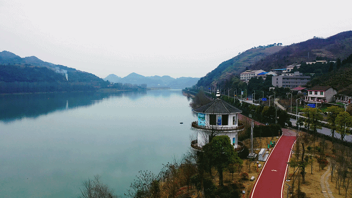 冬去春来我在泸溪等你