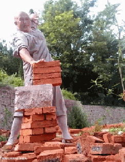 搞笑动图大妈健身玩出高难度一般人可做不到