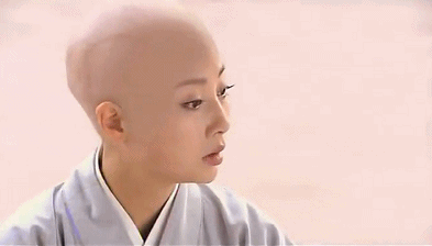 剃了头更惊艳,戴头套反而拉低颜值,女明星光头造型差异大