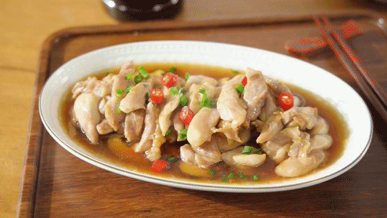 鲜嫩香滑低脂又美味香菇蒸滑鸡