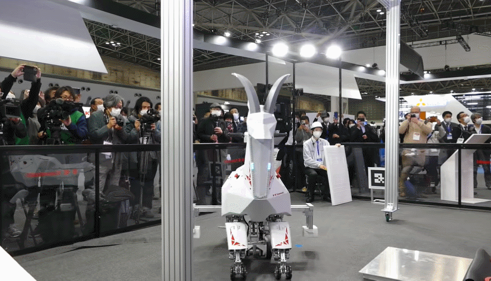 日本机器羊来了！能驮着人踱步，还能四驱行驶怎样极速瘦身