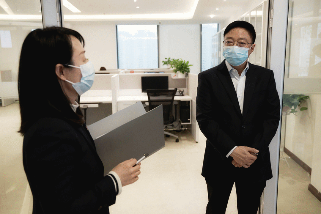 王东升从严从实抓好各项防控措施全力保障疫情期间基础金融服务