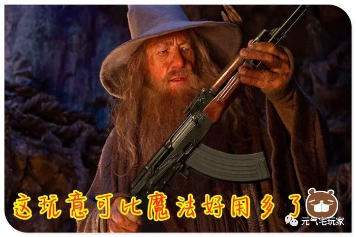 忍俊不禁,因为这位朋友是以一种图文并茂且十分搞笑的方式阐述看法的