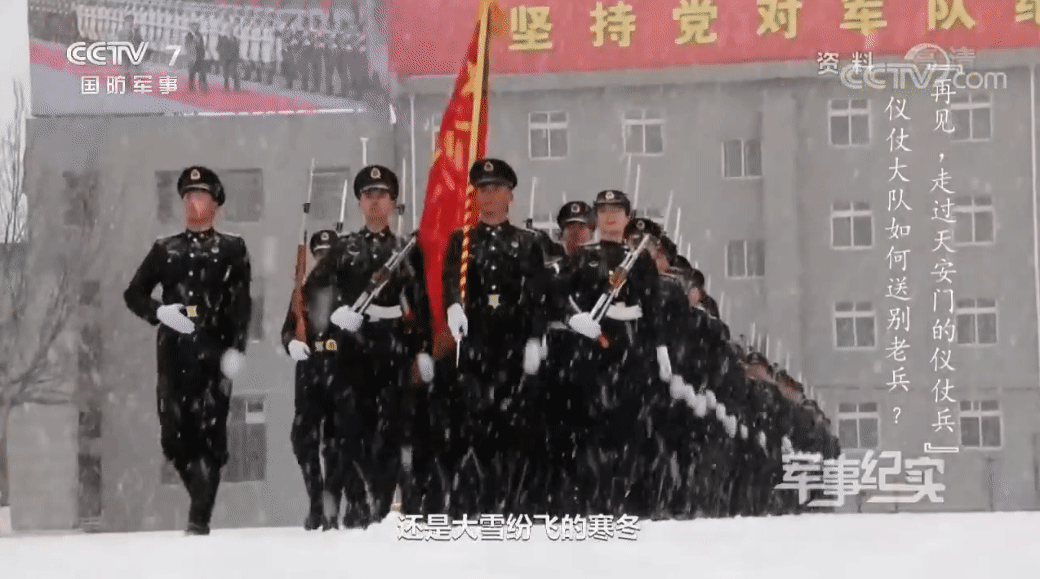 支持俄对乌特别军事行动，俄库尔干州一超市出售带“Z”图案面包