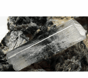 com)并把它命名为beryllium(取自绿柱石beryl)还原熔融的氯化铍而得到
