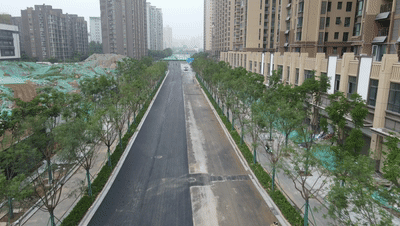 延兴门一路随着一批新建道路和断头路的改造完成,曲江新区范围内的