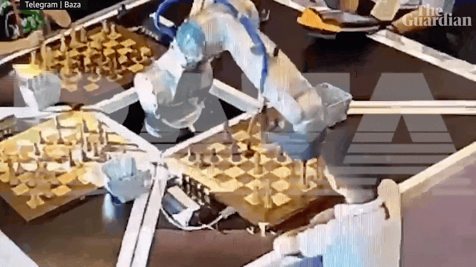 国际象棋机器人夹断7岁男孩手指，原因是“棋手违反安全规则”？dota2外围菠菜2023已更新(腾讯/今日)dota2外围菠菜