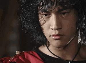 不到的新发型,这个发型风险还是很大的,一不留神就会让我们变成步惊云