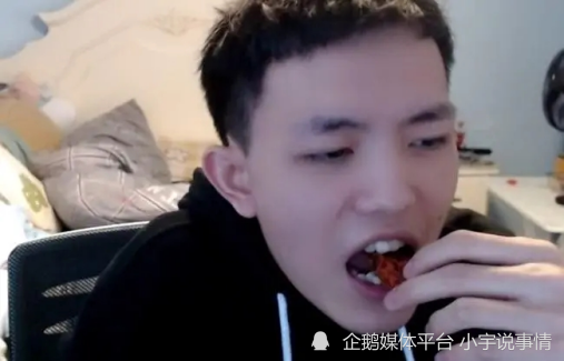 明凯以暴制暴制裁内鬼,网友:能和内鬼化干戈为玉帛吗?