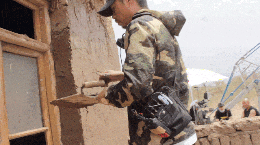 他从零开始,花了3个月,盖出一个房子.