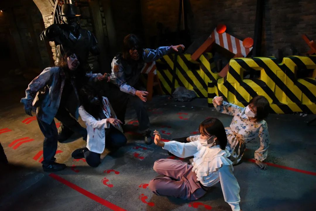 日本环球影城生化危机乐园开业网友直呼过瘾不能揍僵尸