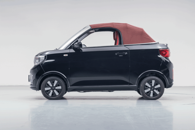 五菱宏光miniev敞篷版下线即将交付首批车主