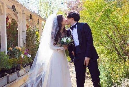 董子健婚纱照_孙怡董子健婚纱照