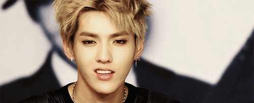 吴亦凡获刑13年,回顾他的半生,从顶流到阶下囚,被欲望猛烈反噬