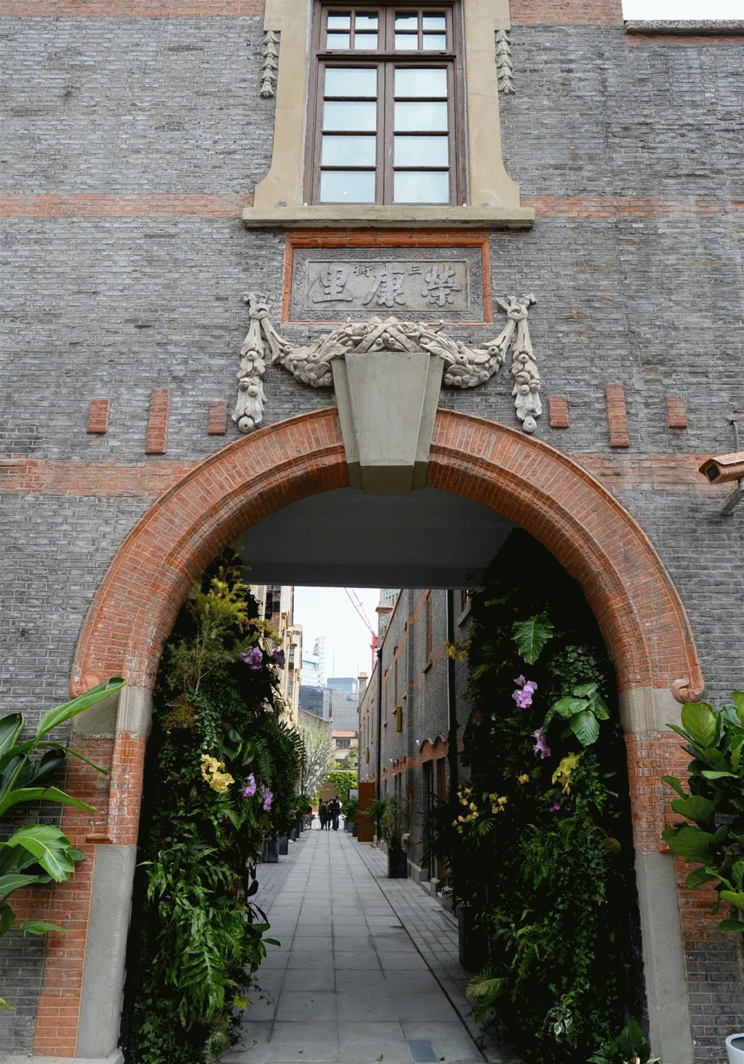 上海再添世界级地标:140岁张园回归!背后这家港企最近"王炸"频出……_