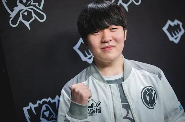 Rookie爆料，Duke服兵役结束，前来V5当主教练！