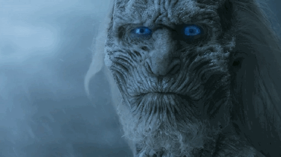 凛冬已至,越早认清现实,像一个北境战士一样去直面霜雪,越早减轻一些