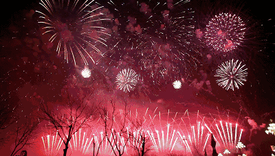 云谷新春嘉年华,邀您来逛花灯,放烟花,吃年夜饭,贺新年!