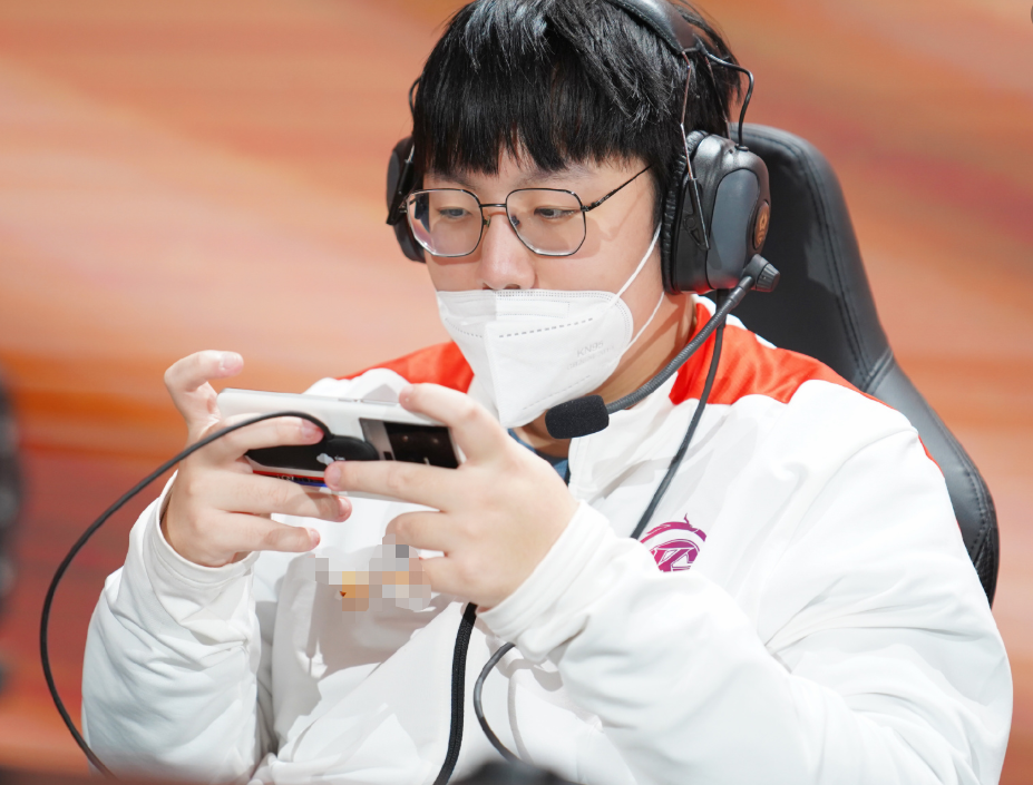 gk青枫爆料百兽转会情况百兽基本走定了是转会期热门选手