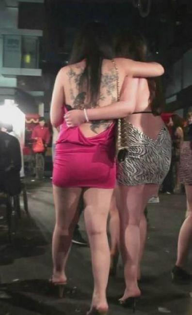 街上没有穿内衣的美女_没有穿内衣的美女大全(3)