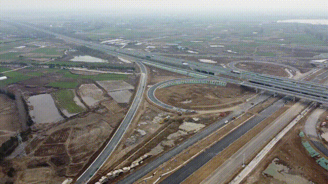 据了解,明巢高速公路滁州段起于明光市,终至巢湖市,向南经明光市,凤阳