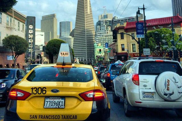 旧金山最大出租车公司破产了 Uber