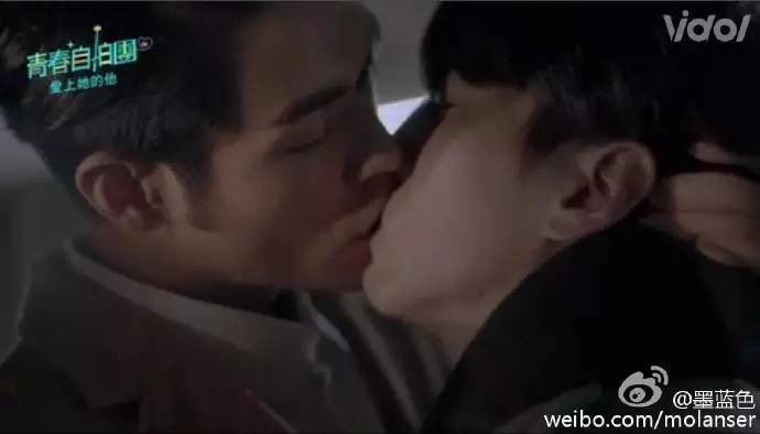 台湾短剧《青春自拍团-爱上她的他》一对百合