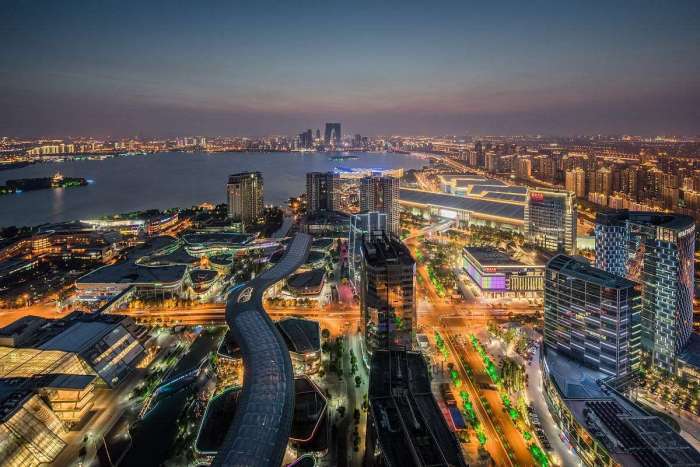 常州地均gdp1.51亿元_常州亿灵伟业车间图片(2)